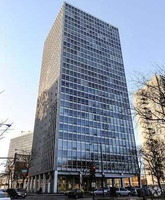 Building Photo - 2400 N Lakeview Ave