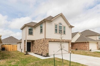 Building Photo - 25246 Sanitas Valley Dr