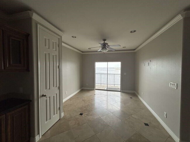 Foto del edificio - 7039 Kingston Cove Ln