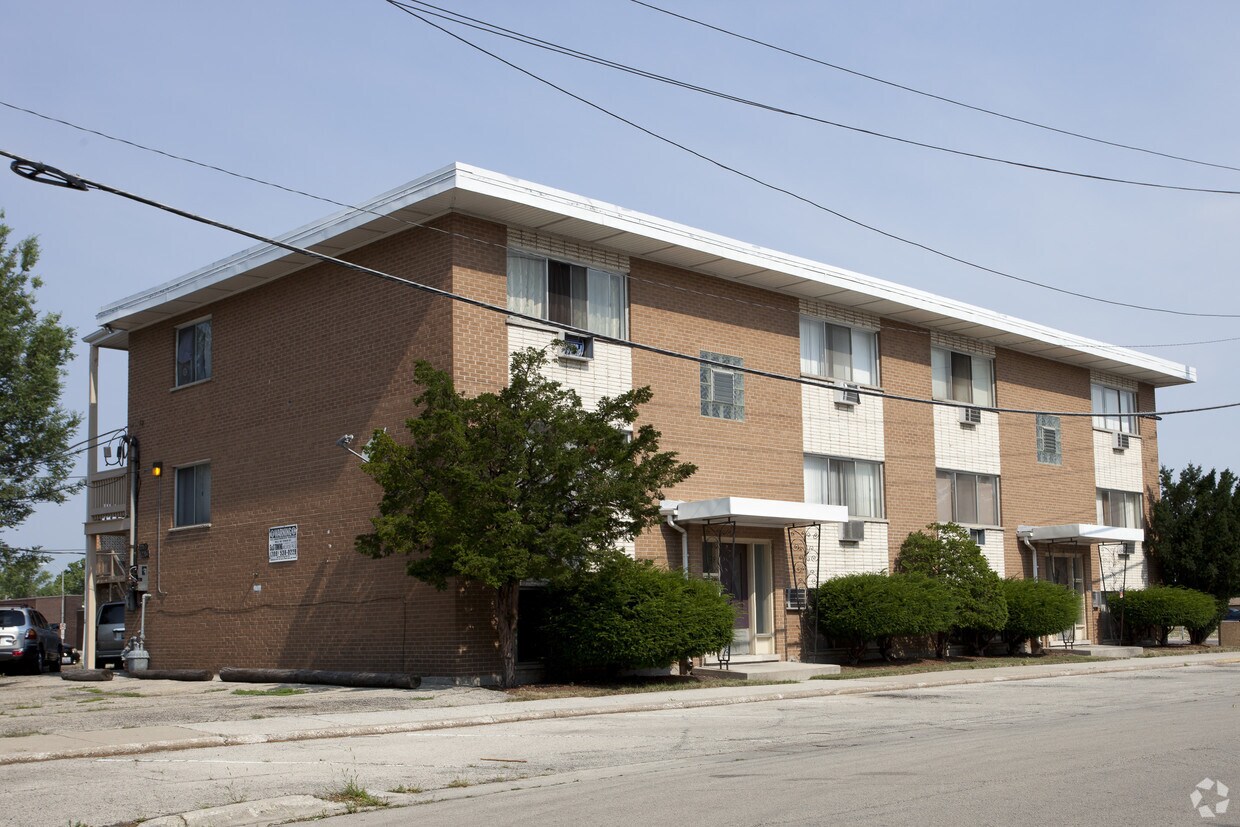 Primary Photo - 2200-2204 S 13th Ave
