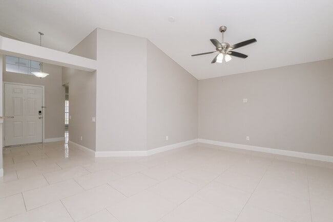 Building Photo - 9017 Sheldon Chase Dr