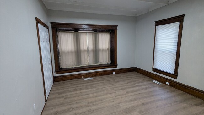 Foto del edificio - 793 Boulevard St