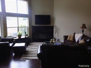 Foto del edificio - 4271 Bennett Park Cir