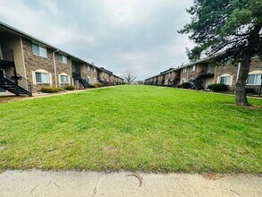 Building Photo - 8956 Brigadier Dr