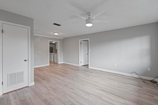 Building Photo - 4435 Browning Avenue