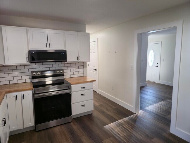 Cocina - 23 Old Etna Rd