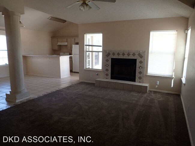 Building Photo - 3 br, 2 bath House - 304 RIO DULCE
