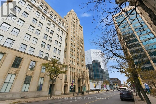 Building Photo - 36 James St S