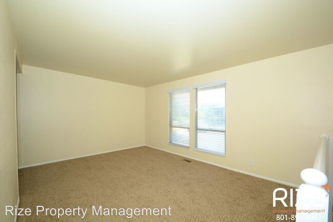 Building Photo - 5 br, 2 bath House - 4156 W Wendy Ave