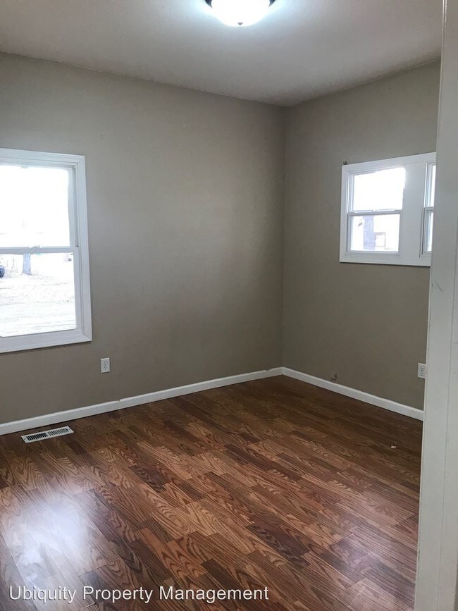 Building Photo - 3 br, 2 bath House - 809 4th Ave NW