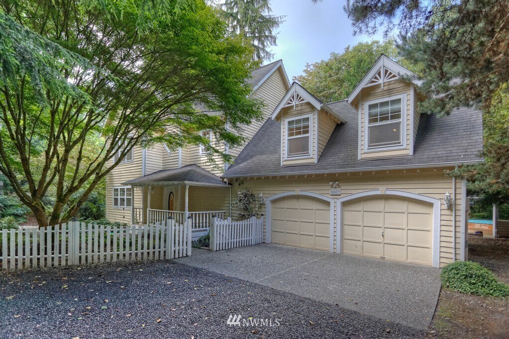 Primary Photo - 8507 Ferncliff Ave NE
