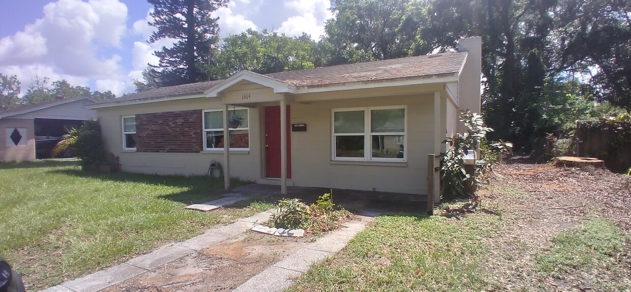 Primary Photo - 1614 S Lincoln Ave