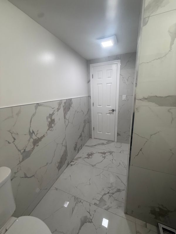 Foto del edificio - 61 Forest Rd