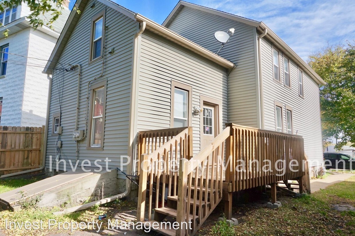 Primary Photo - 729 Virginia St