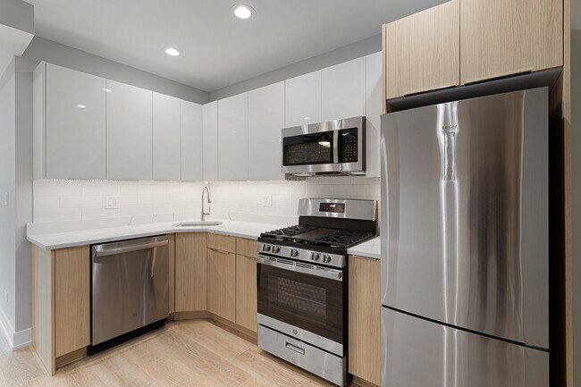 Foto del edificio - 1558 W Juneway Terrace