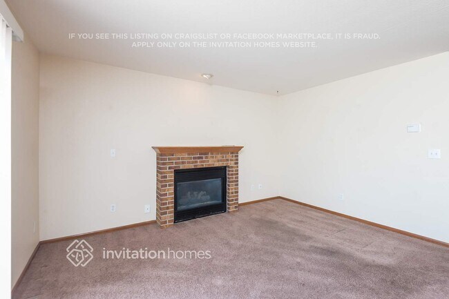Building Photo - 14134 E Florida Pl