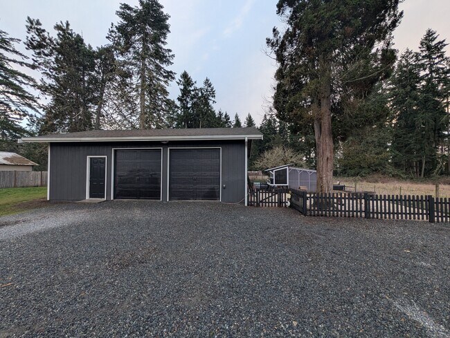 Foto del edificio - 14618 Kapowsin Hwy E