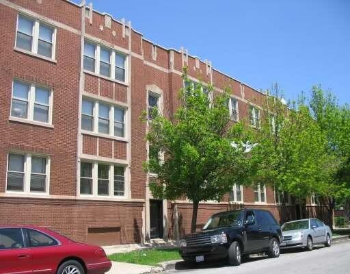 Primary Photo - 6956 S Wabash Ave