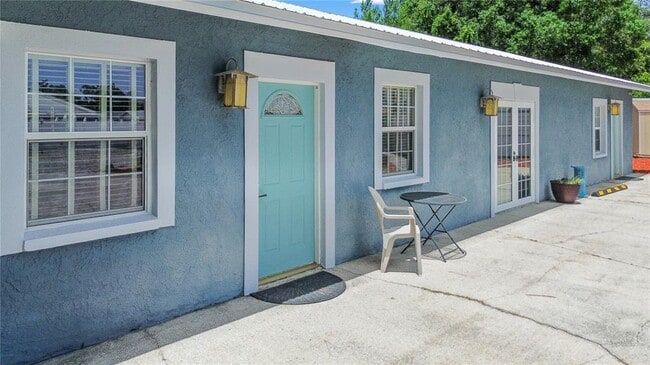 Foto del edificio - 6517 Dimarco Rd