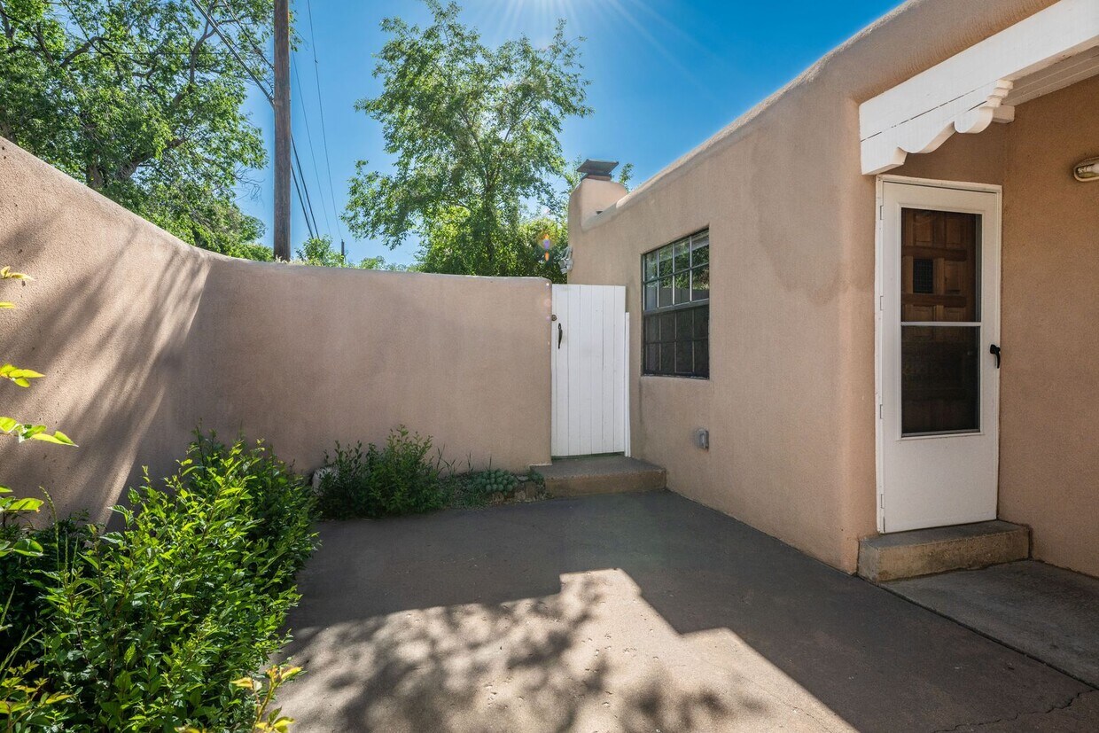 Foto principal - 516 Hillside Ave