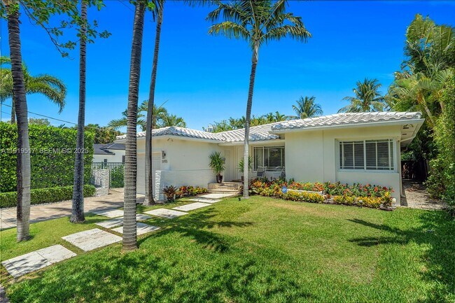 Foto del edificio - 5915 La Gorce Dr