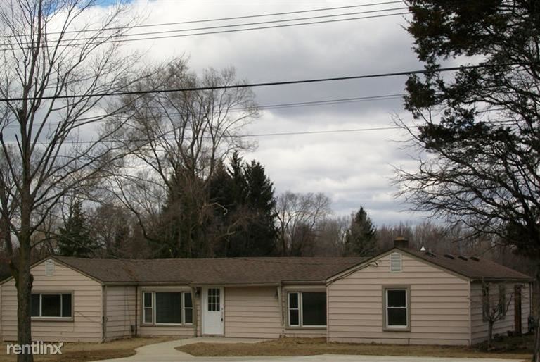 Primary Photo - 2802 Ellsworth Rd