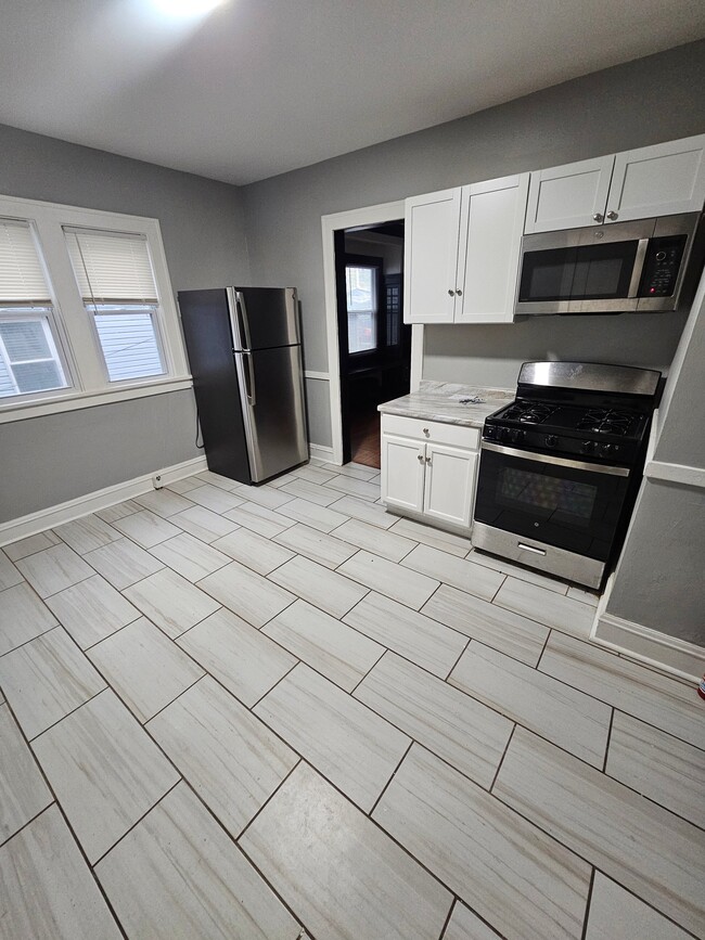 Photo - 4280 E 124th St Apartment