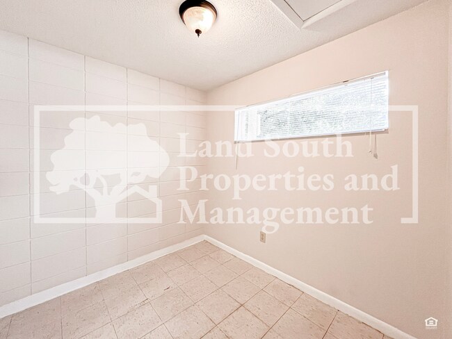 Foto del edificio - 725 E Lime St