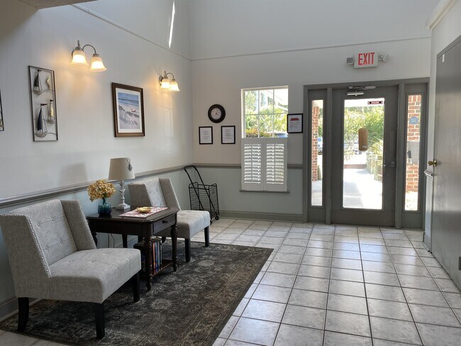 Building Photo - 1231 Ladys Island Dr