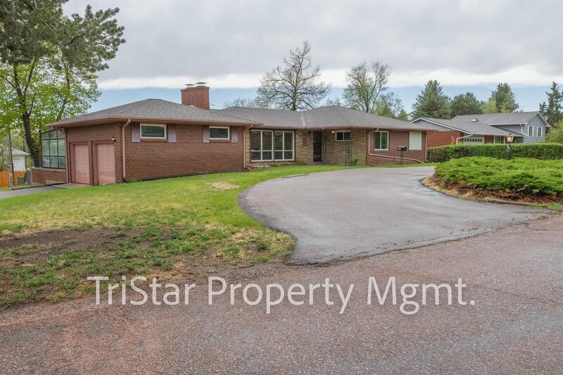 Foto principal - 207 Westcott Ave