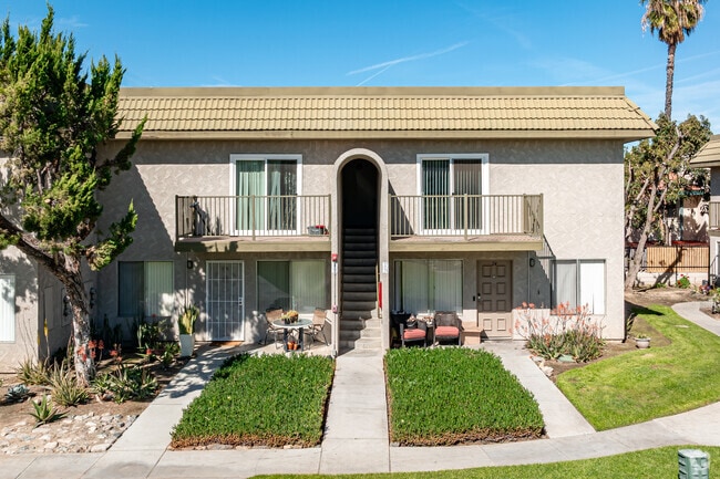 Alternate Community Image - Canyon Villa