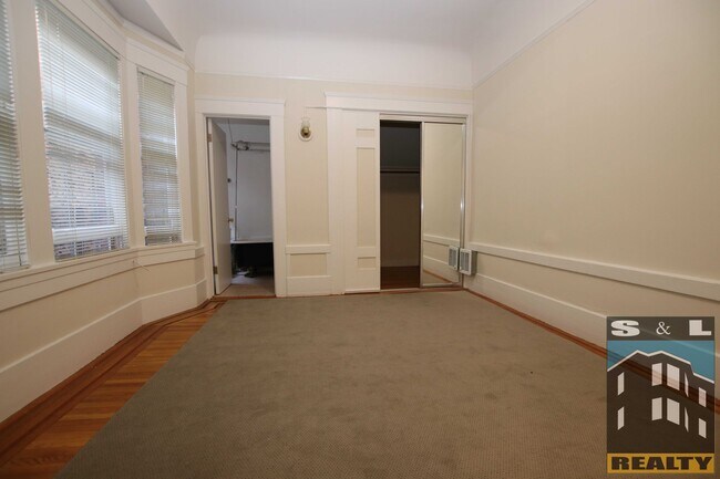 Building Photo - 1082 Post St