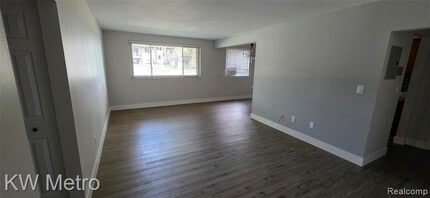 Building Photo - 403 Riviera Dr