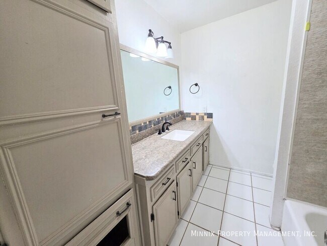 Foto del edificio - 1813 Mc Donald St