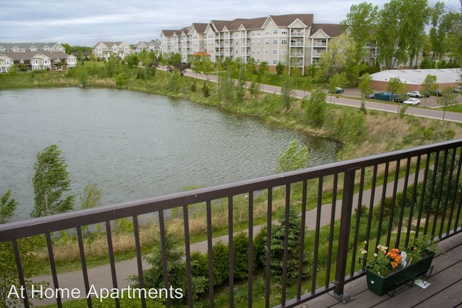 Building Photo - 1420 Terrace Dr