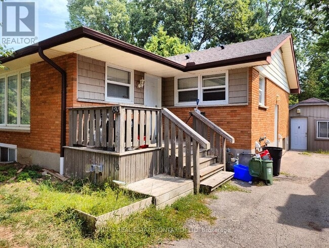 Photo du bâtiment - 83 Britannia Ave