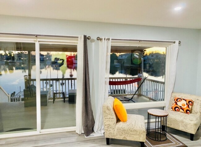 Foto del edificio - 5514 Marlin Ct