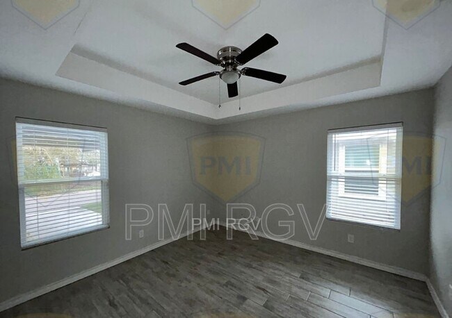 Building Photo - 1416 Quitaca Dr