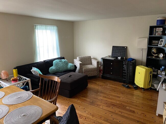 Building Photo - 314 N 39th St