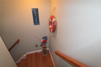 Building Photo - 5732 E Lake Rd