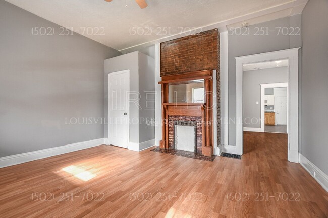 Photo - 1821 Date St House
