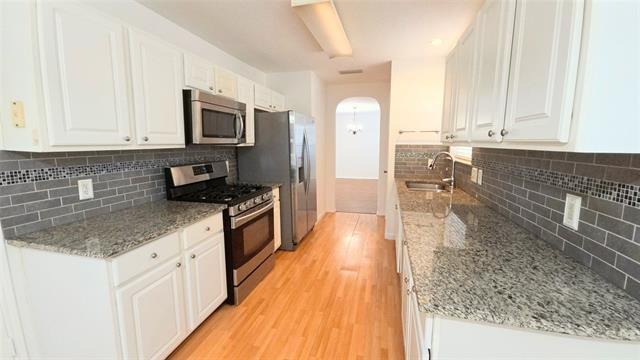 Foto del edificio - 2244 Chapman Dr