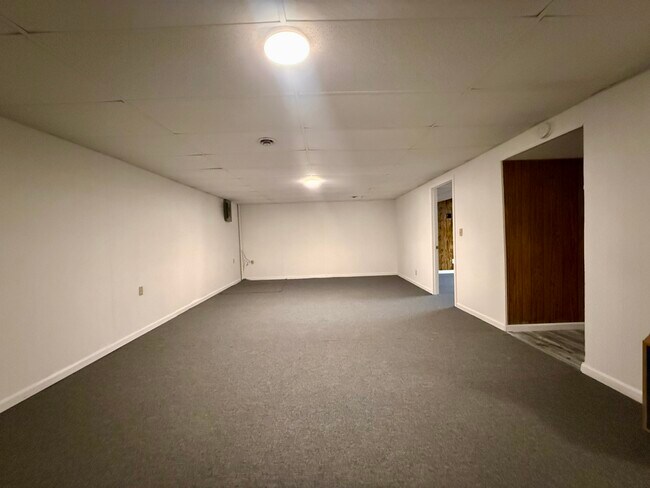 Foto del edificio - 2604 Eastview Dr