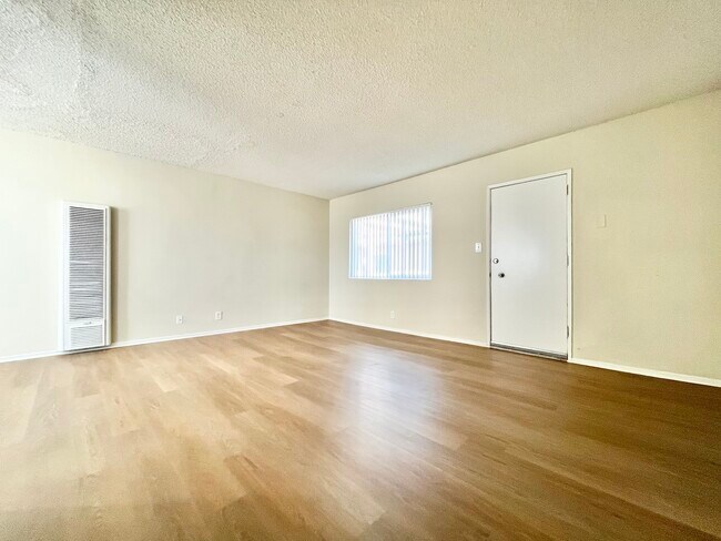 Foto del edificio - 7616 Fulton Ave North Hollywood, CA 91605