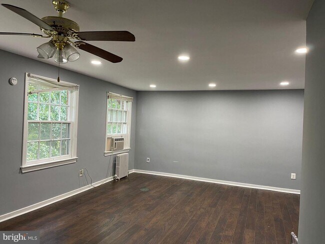 Foto del edificio - 5014 Columbia Pike