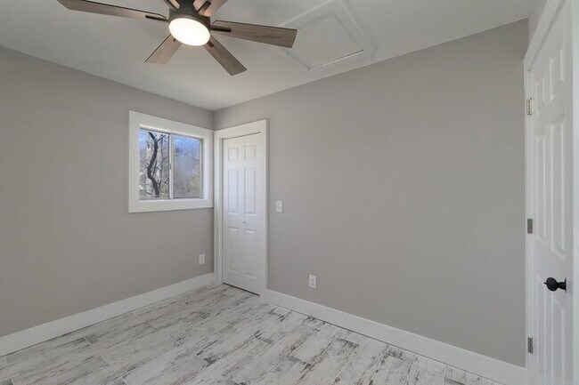 Foto del edificio - 140 Sloan St