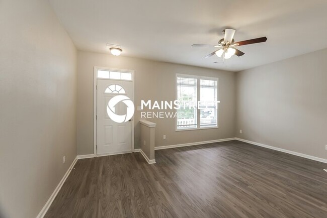 Building Photo - 8412 Spirea Ct