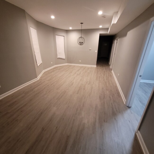 Foto del edificio - 1444 N Keating Ave