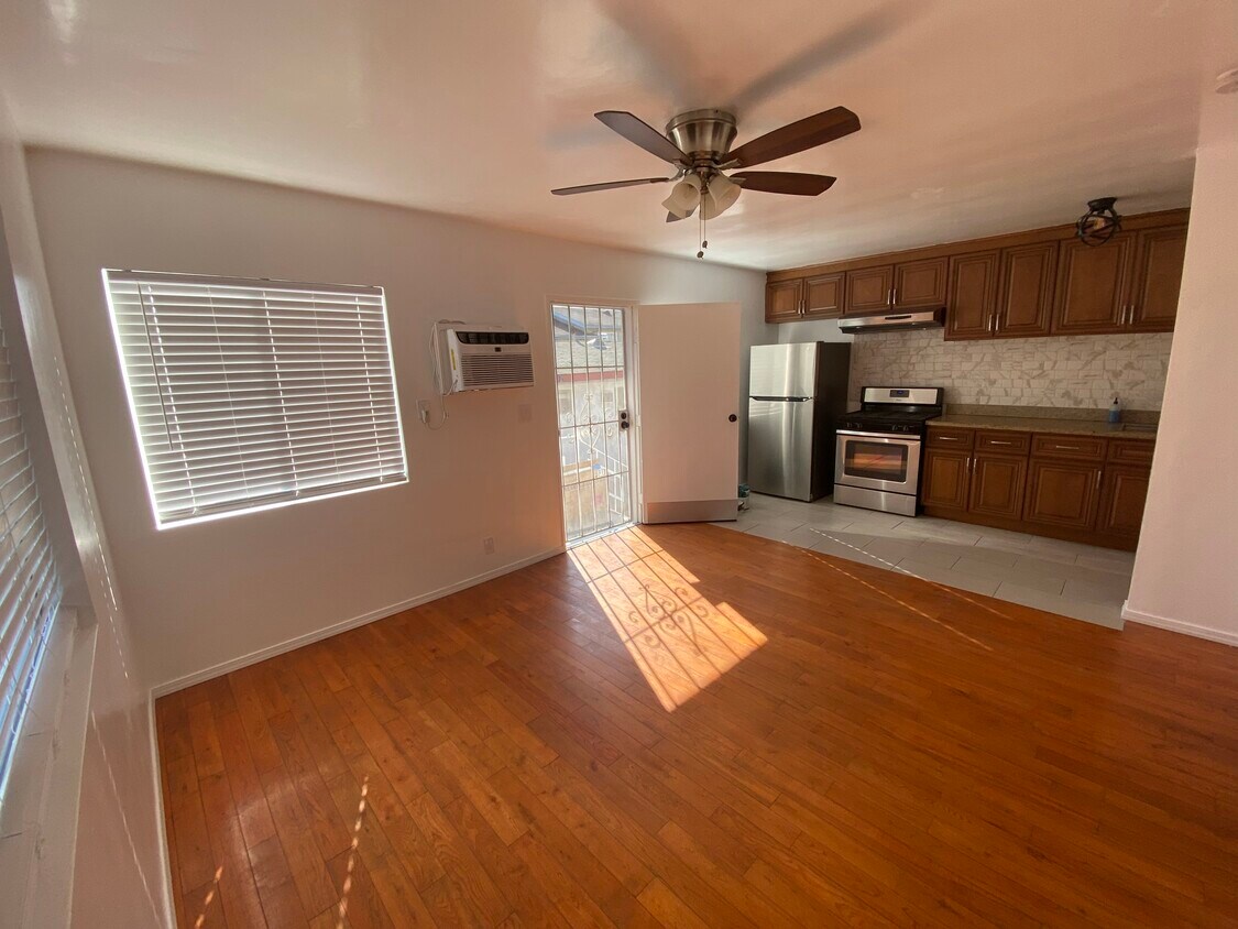 Foto principal - 6145 Toltec Way
