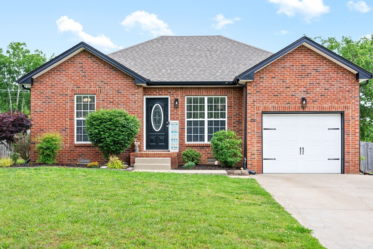 220 Dale Terrace, Clarksville, TN 37042 House for Rent in Clarksville